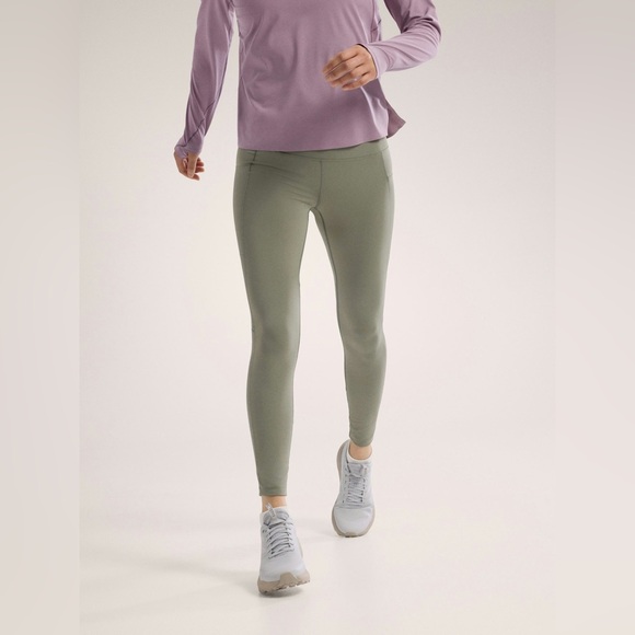 ARC’TERYX ESSENTIAL HIGH RISE 26” LEGGINGS IN FORAGE 12 170/84A - Picture 1 of 8
